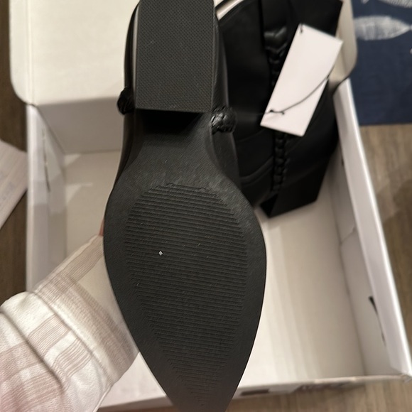 Dolce VIta Women’s Black Braided Faux Vegan Leather Western Boots New - Picture 8 of 8